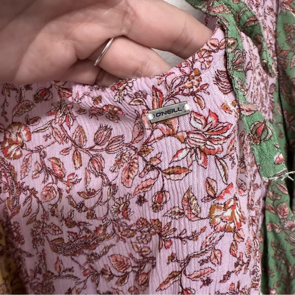 O’Neill Flutter Sleeve Patchwork Floral Buttoned … - image 7